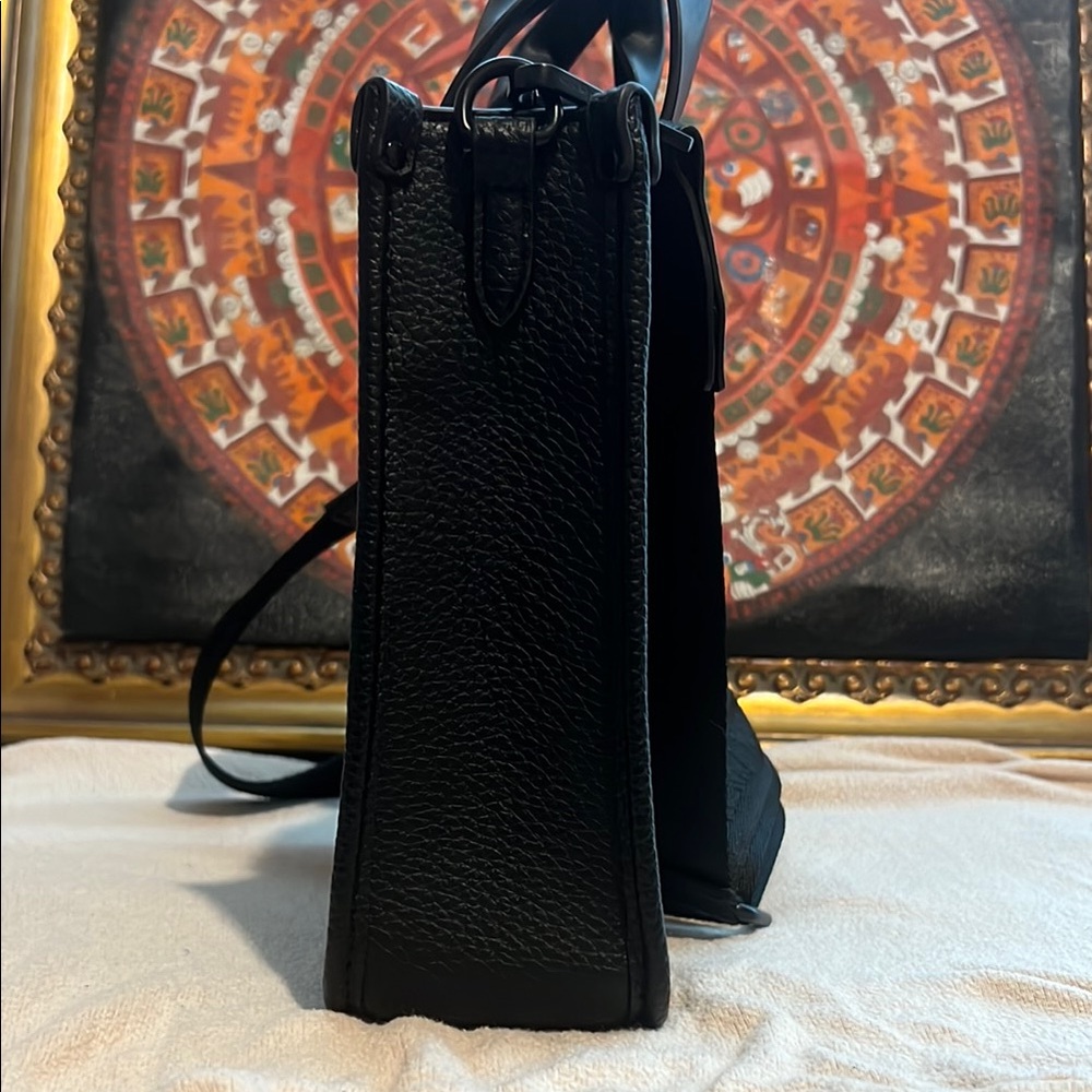 Marc New York Black Pebbled Leather Tote Bag- with Willy-Labubu w/ cola included - Picture 11 of 16
